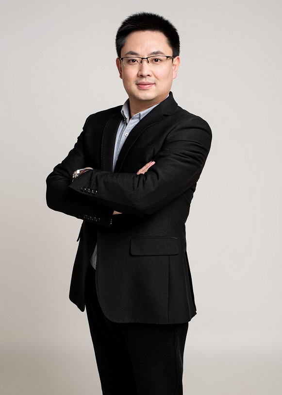 龙姿君形象照(压缩)1.jpg 龙姿君形象照(压缩)1.jpg