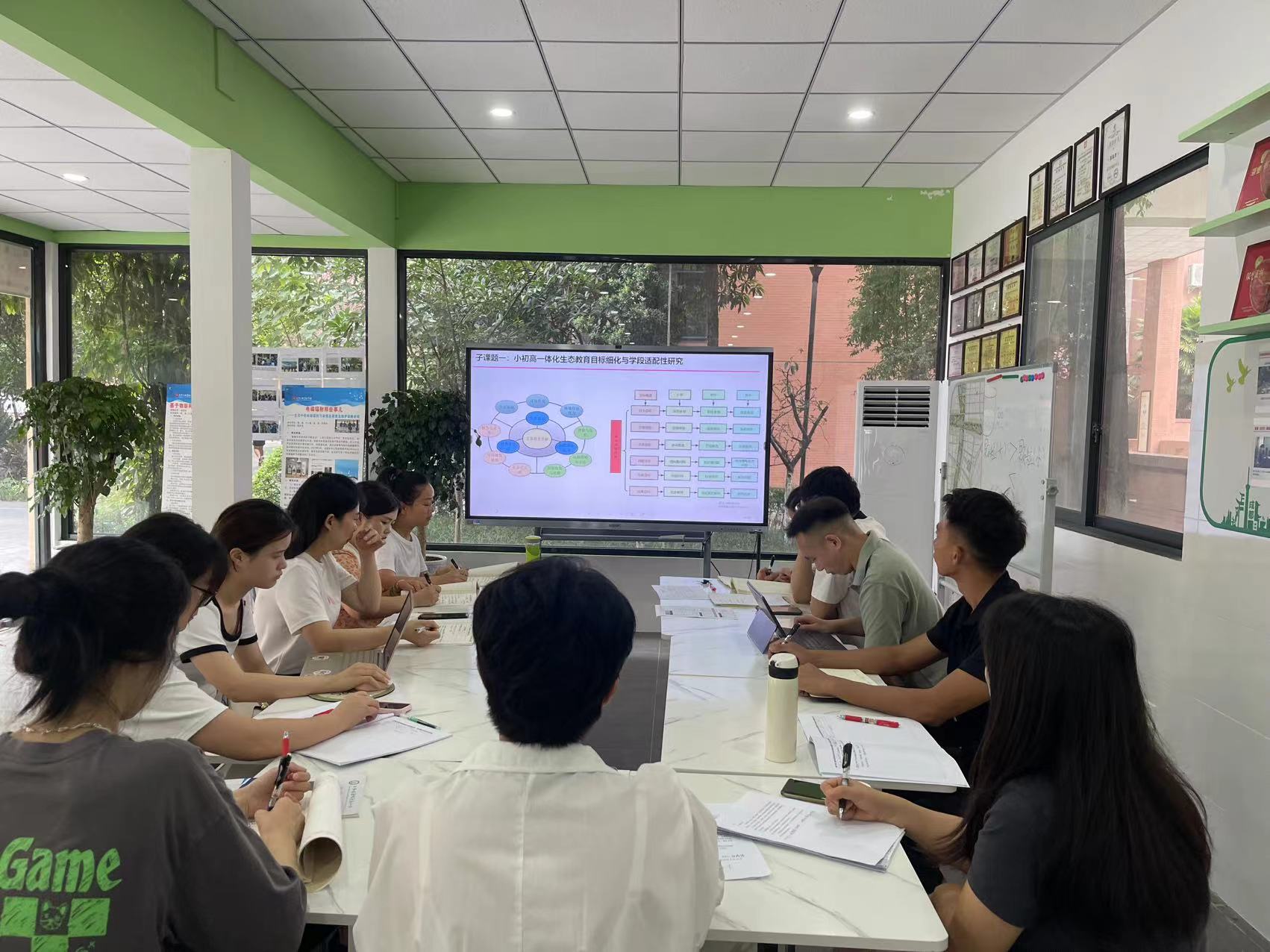 图片三.jpg 图片三.jpg